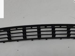 заглушка (решетка) в бампер Audi A4 B5 [рестайлинг] 1999, 1.9 л., дизель, МКПП, серый, седан, 8D0807683AA