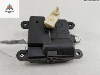 моторчик заслонки печки Nissan Almera Tino V10 [рестайлинг] 2004, 2.2 л., дизель, МКПП, чёрный, минивэн, 3C27030850