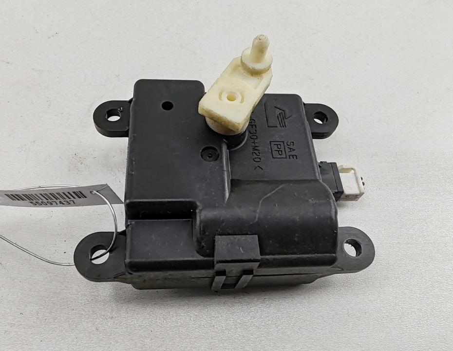 моторчик заслонки печки Nissan Almera Tino 2004, 2.2 л., дизель, МКПП, чёрный, минивэн, 3C27030850