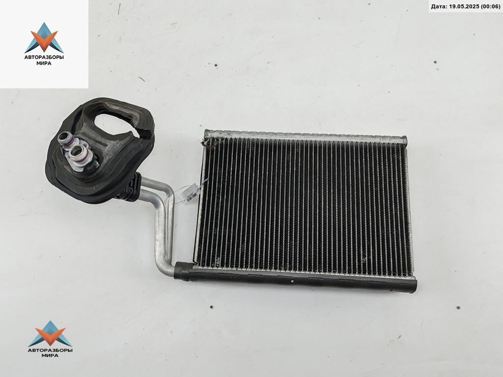 испаритель кондиционера BMW 1 серия E81/E82/E87/E88 2005, 1.6 л., бензин, МКПП, чёрный, хетчбэк 5 дв., 02G08A2-072 - фото №1
