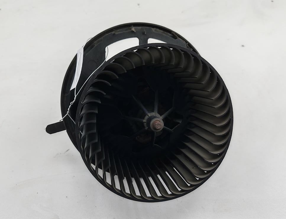 моторчик печки BMW 3 E90/E91/E92/E93 2007, 2.0 л., дизель, МКПП, чёрный, седан, 6933663