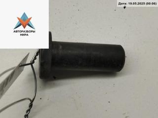 кронштейн радиатора Audi A4 B5 [рестайлинг] 1999, 2.4 л., бензин, АКПП, синий, универсал, 8D0121200