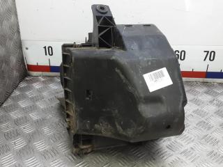 корпус воздушного фильтра Audi A6 4A/C4 1997, 1.6 л., бензин, МКПП, седан