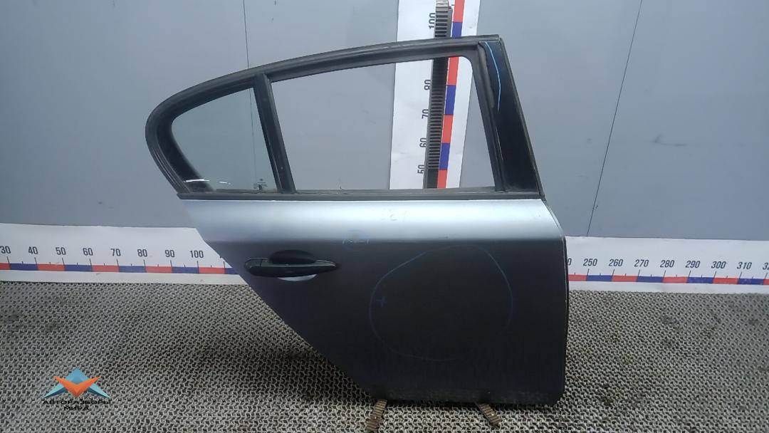 дверь задняя правая BMW 1 серия E81/E82/E87/E88 2005, 1.6 л., 116i, бензин, МКПП, хетчбэк 5 дв. - фото №1