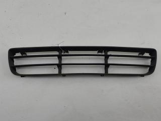 заглушка (решетка) в бампер Volkswagen Bora 2004, 2.0 л., бензин, МКПП, чёрный, седан, 1J5853677C