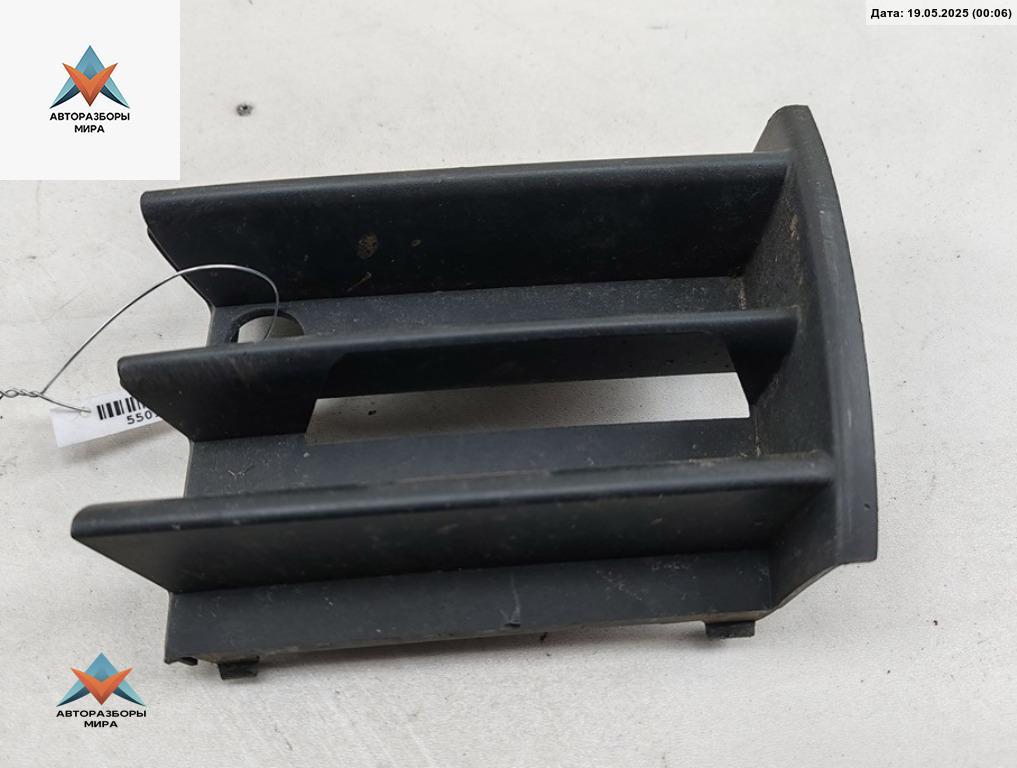 заглушка (решетка) в бампер Skoda Octavia mk2 (A5 1Z) 2005, 2.0 л., дизель, МКПП, зелёный, универсал, 1Z083665 - фото №1