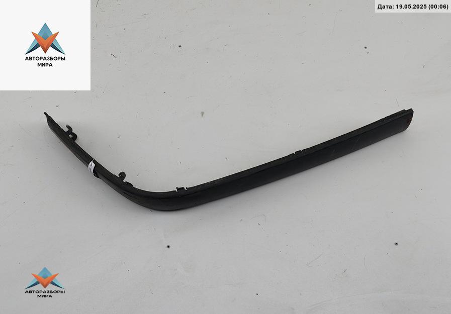 молдинг переднего бампера BMW 3 серия E36 1991, 1.8 л., бензин, АКПП, белый, седан, 1960711 - фото №1