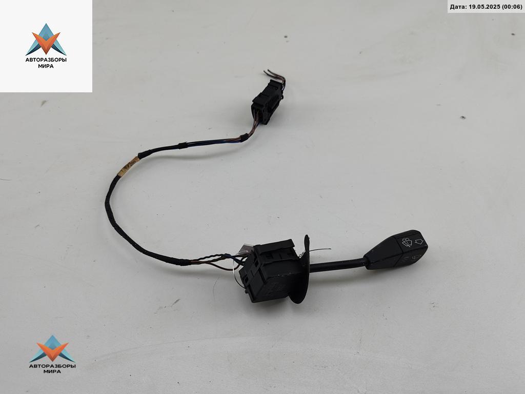 переключатель дворников BMW 3 серия E36 1991, 1.8 л., бензин, АКПП, белый, седан, 1393200 - фото №1