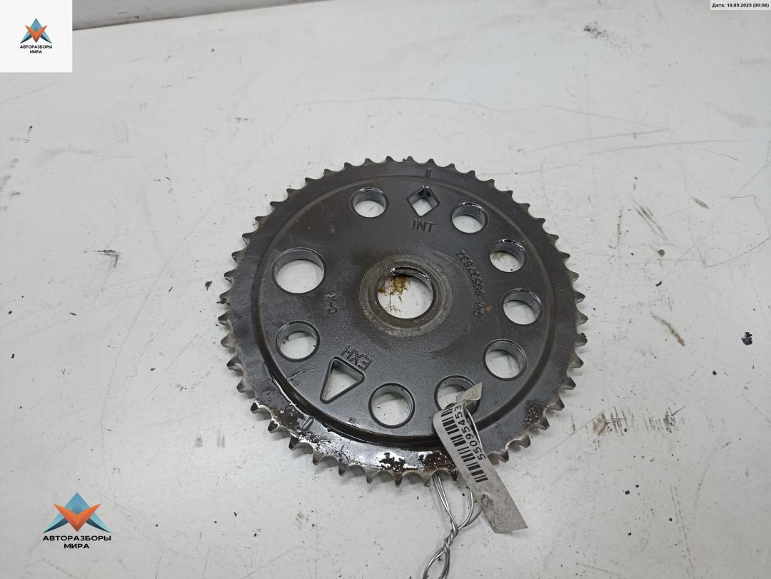 шкив распредвала Opel Zafira 1 поколение (A) 2002, 2.2 л., бензин, МКПП, чёрный, минивэн, 90537632 - фото №1