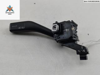 переключатель поворотов Volkswagen Golf 5 поколение 2005, 1.6 л., бензин, МКПП, красный, хетчбэк 5 дв., 1K0953513