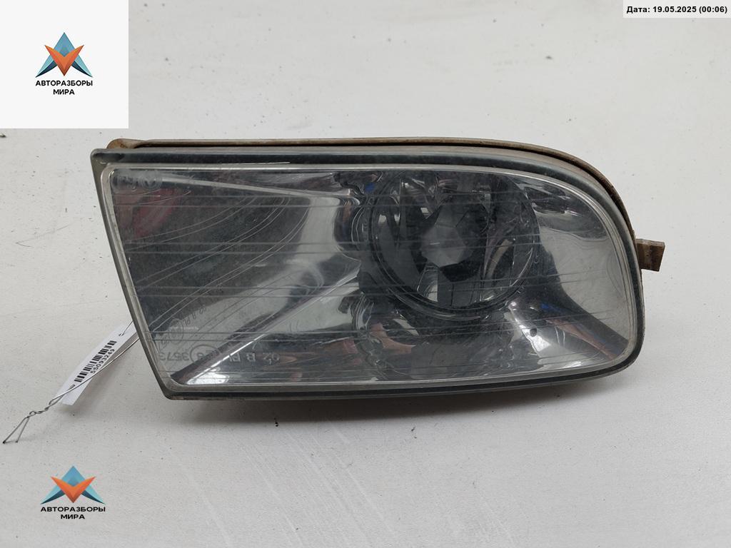 фара противотуманная правая Skoda Octavia mk2 (A5 1Z) 2005, 2.0 л., дизель, МКПП, зелёный, универсал, 4SHX15K201A - фото №1