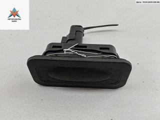 кнопка открытия багажника Renault Modus 1 поколение 2005, 1.2 л., бензин, МКПП, синий, хетчбэк 5 дв., 8200076256