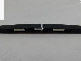 накладка подсветки номера Renault Modus 1 поколение 2005, 1.2 л., бензин, МКПП, синий, хетчбэк 5 дв., 8200220557