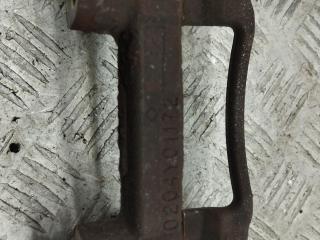 скоба суппорта Ford Mondeo 3 поколение 2002, 2.5 л., бензин, АКПП, серый, универсал, 0204Y01172