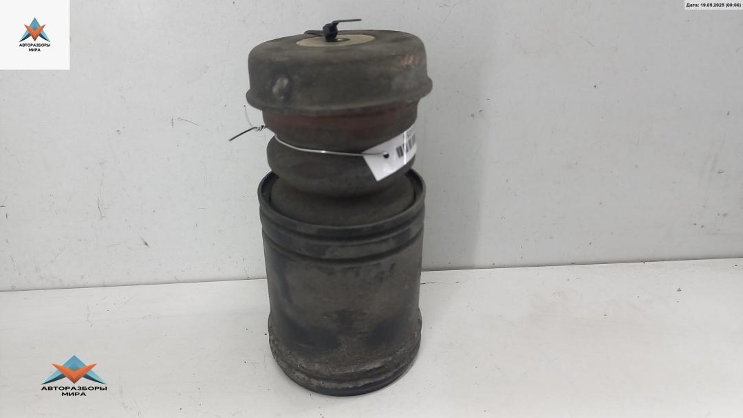 пыльник и отбойник амотртизатора BMW 5 серия E39 1999, 2.0 л., бензин, МКПП, чёрный, седан - фото №1