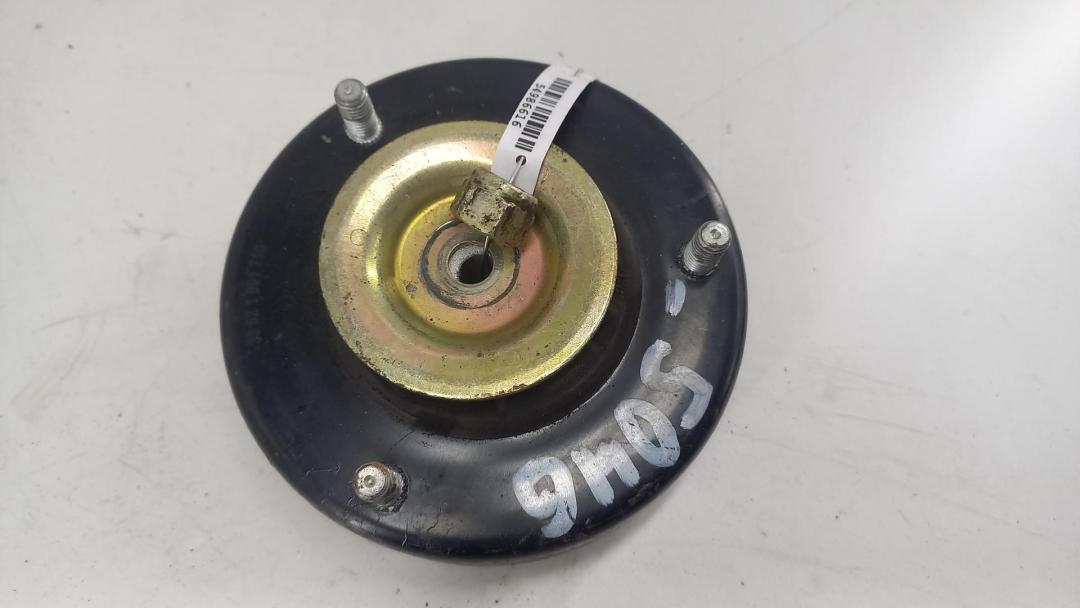 Опора амортизатора заднего (верхняя) BMW 5 E39 1997, 2.0 л., бензин, МКПП, синий, седан, 1091710