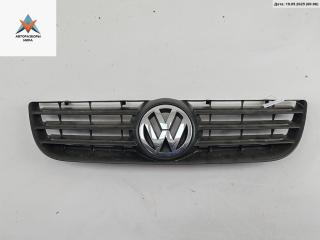 решетка радиатора Volkswagen Polo 4 поколение [рестайлинг] 2007, синий, хетчбэк 3 дв., 6Q0853653