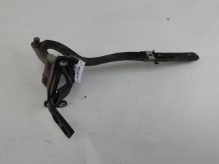 петля крышки багажника Volkswagen Touareg 1 поколение [рестайлинг] 2009, чёрный, внедорожник 5 дв., 7L6827302