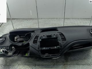 панель передняя салона (торпедо) Renault Captur 1 поколение 2016, 1.2 л., бензин, АКПП, серый, внедорожник 5 дв.