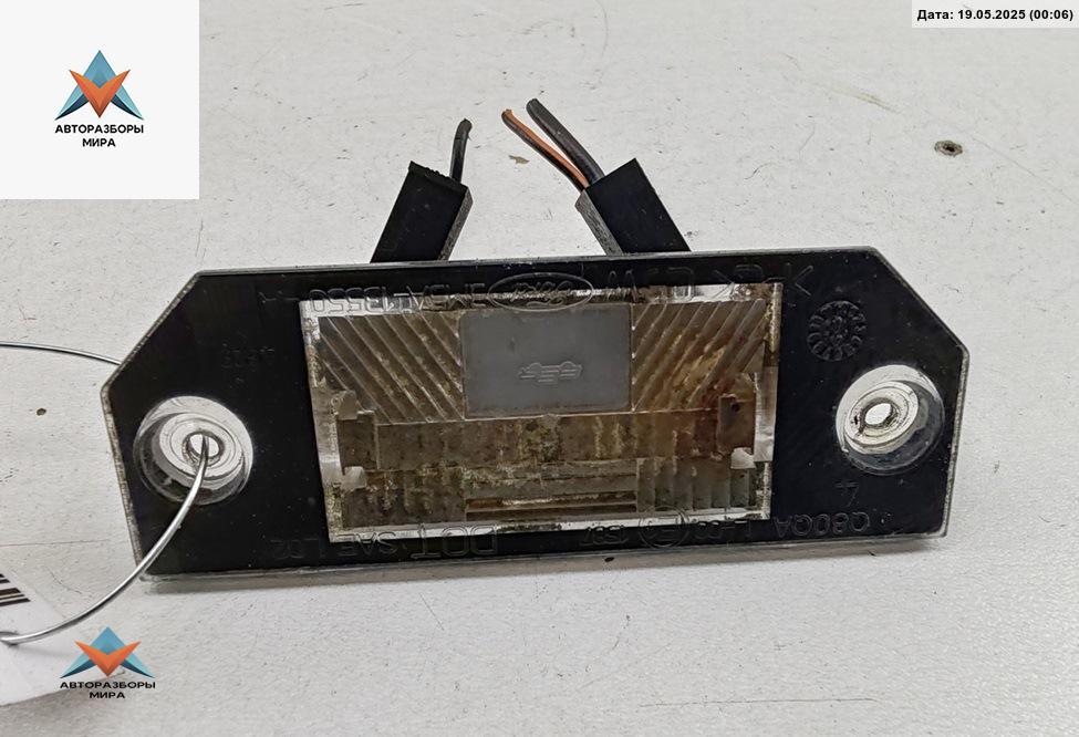 подсветка номера Ford C-Max 1 поколение 2005, 1.8 л., дизель, МКПП, чёрный, минивэн, 3M5A13550 - фото №1