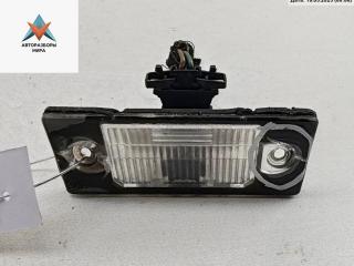 подсветка номера Volkswagen Golf 4 поколение 2002, 1.9 л., дизель, МКПП, чёрный, универсал, 1J5943021