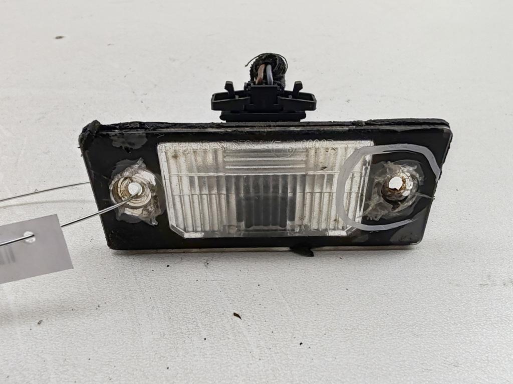 подсветка номера Volkswagen Golf-4 2002, 1.9 л., дизель, МКПП, чёрный, универсал, 1J5943021