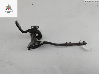 петля крышки багажника Volkswagen Touareg 1 поколение [рестайлинг] 2009, чёрный, внедорожник 5 дв., 7L6827301