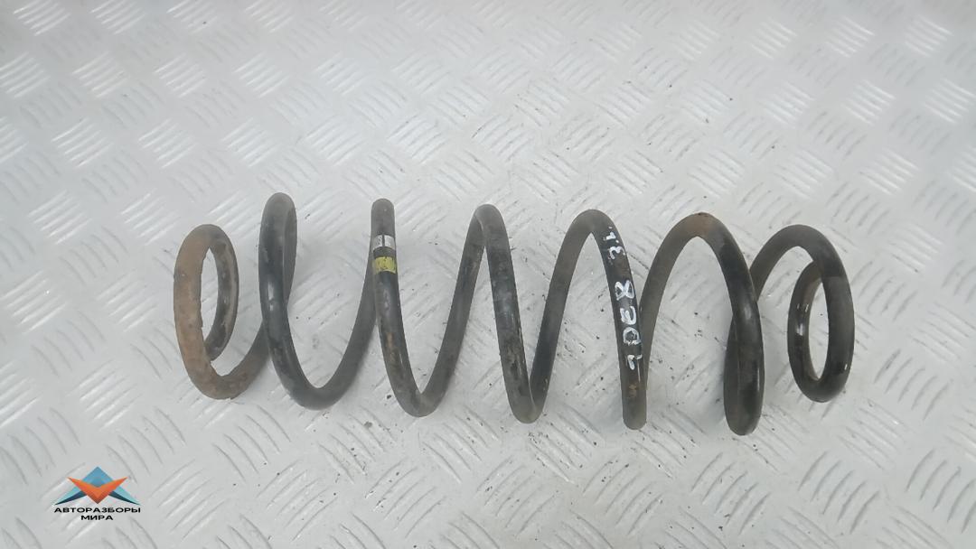 пружина задняя Volkswagen Golf Plus 1 поколение 2007, 1.6 л., бензин, МКПП, хетчбэк 5 дв. - фото №1