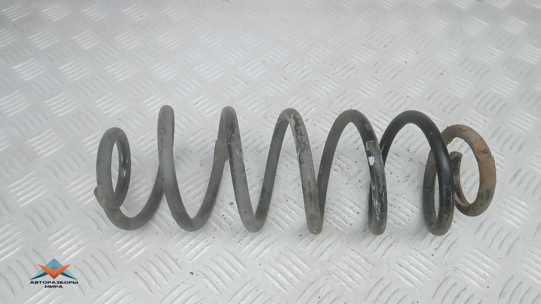 пружина задняя Volkswagen Golf Plus 1 поколение 2007, 1.6 л., бензин, МКПП, хетчбэк 5 дв. - фото №1