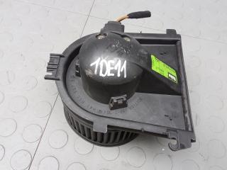 моторчик печки Volkswagen Passat B5 [рестайлинг] 2000, 1.6 л., бензин, МКПП, универсал, 8D1819021B