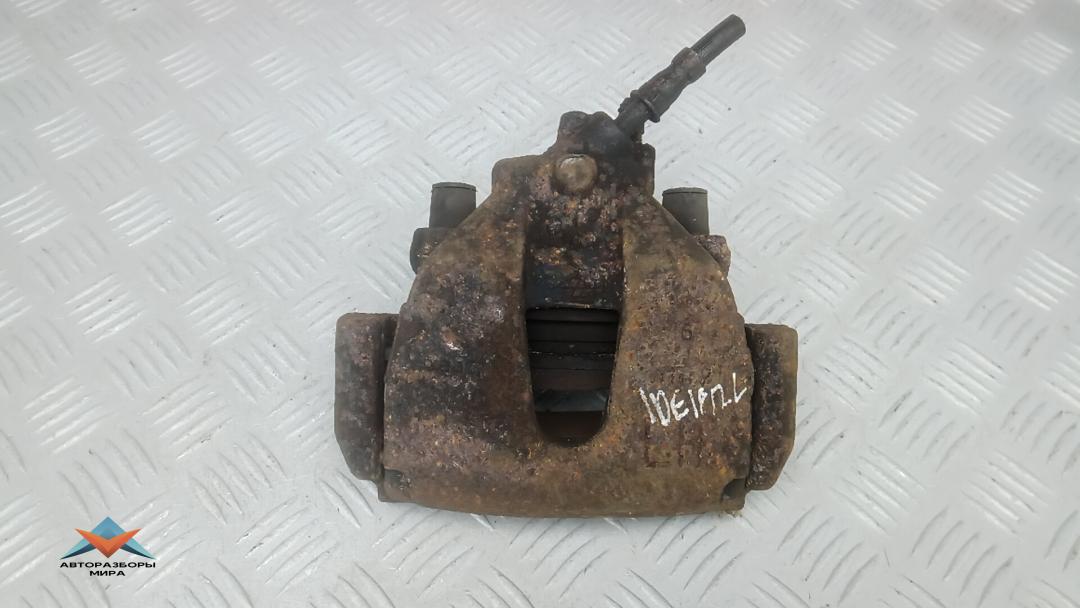 суппорт передний левый Ford C-Max 1 поколение 2006, 1.8 л., бензин, МКПП, минивэн - фото №1