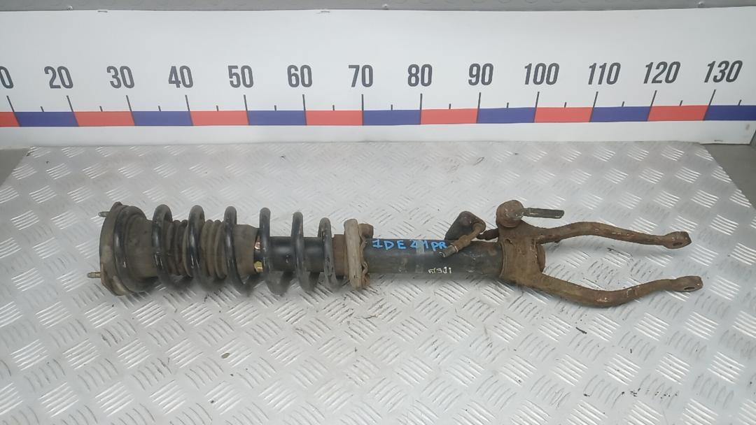 Стойка Mazda 6 GG 2002, 1.8 л., бензин, МКПП, универсал - фото №1