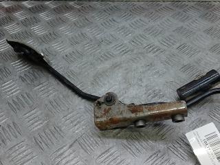 педаль Mitsubishi Lancer 10 поколение 2007, 1.6 л., бензин, МКПП, универсал