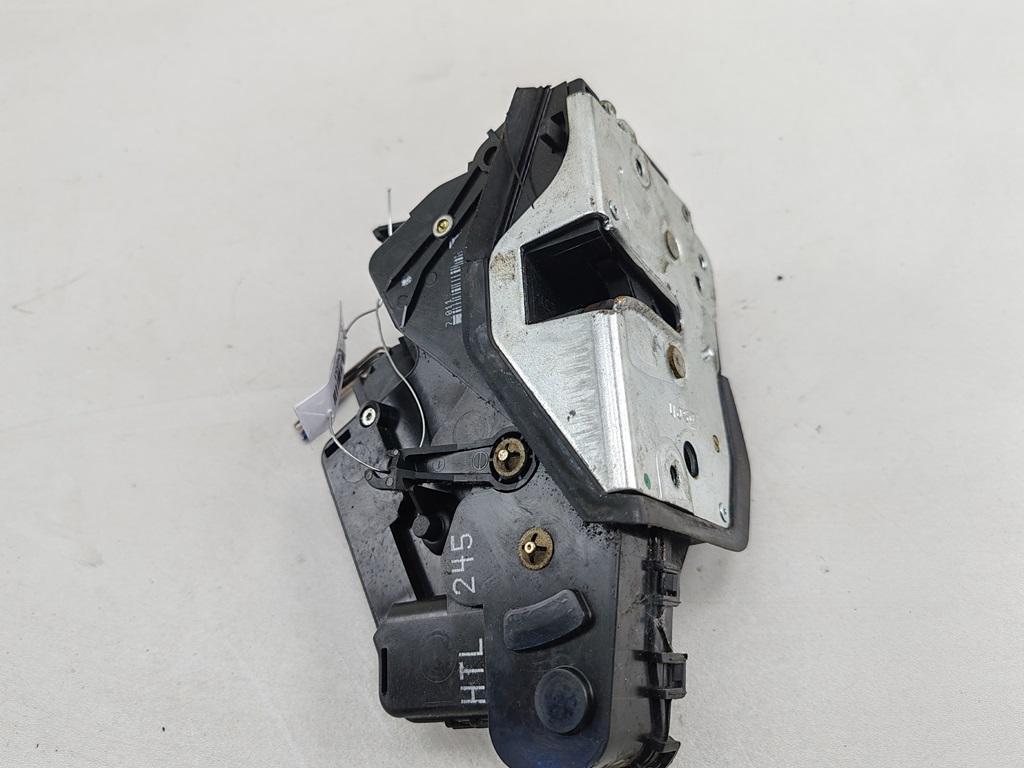 замок двери задней левой BMW 3 E46 2005, 2.0 л., дизель, АКПП, серый, универсал, 7011245