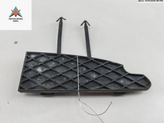 заглушка (решетка) в бампер Mercedes-Benz A-Класс W168/V168 [рестайлинг] 2002, 1.4 л., бензин, МКПП, красный, хетчбэк 5 дв., A1688851423