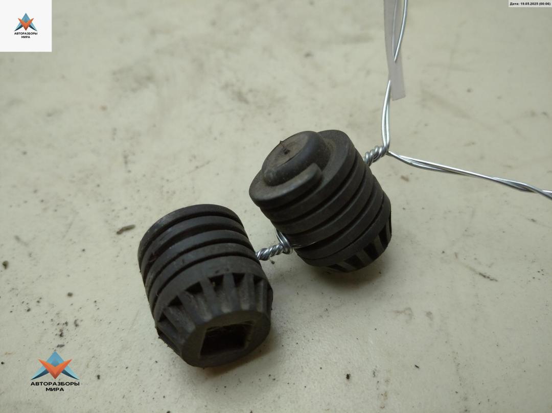 замок капота Mercedes-Benz Sprinter 2 поколение (W906) 2011, 2.2 л., дизель, МКПП, серый, микроавтобус - фото №1