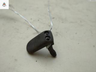 форсунка омывателя лобового стекла Volkswagen Transporter T4 1996, 2.5 л., дизель, МКПП, синий, микроавтобус