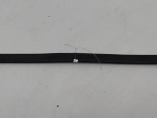 молдинг двери задней левой Volkswagen Golf 4 поколение 2002, 1.9 л., дизель, МКПП, чёрный, универсал, 1J4853753