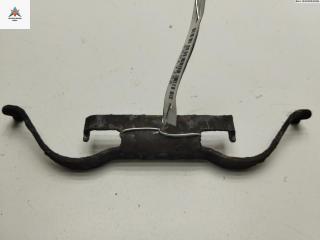 скоба суппорта Ford Galaxy 1 поколение [рестайлинг] 2005, 1.9 л., дизель, МКПП, чёрный, минивэн