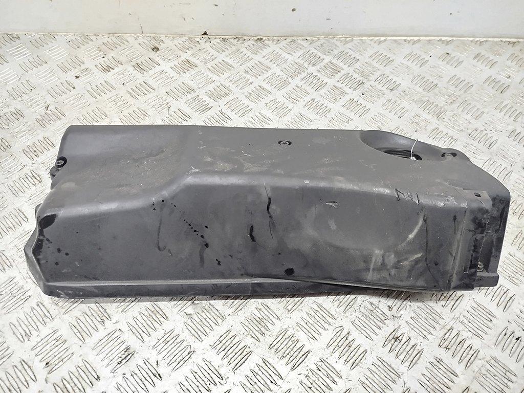 корпус воздушного фильтра BMW 5 E39 2001, 2.5 л., дизель, МКПП, серый, универсал, 2247443