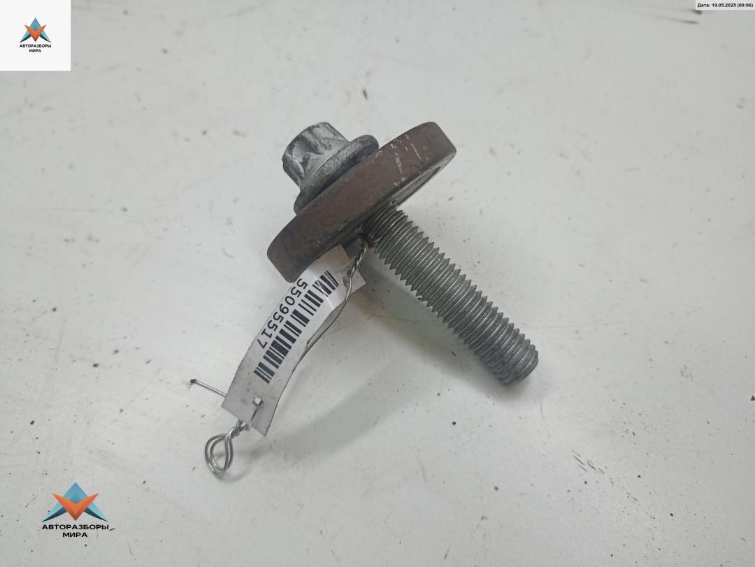 Болт крепления Opel Astra G 2001, 1.6 л., бензин, МКПП, серый, хетчбэк 5 дв. - фото №1