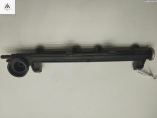 топливная рампа SEAT Alhambra 1 поколение [рестайлинг] 2002, 2.0 л., бензин, МКПП, чёрный, минивэн, 037133317N