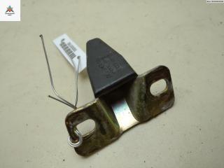 ответная часть (скоба) замка двери Volkswagen Transporter T4 1997, 2.4 л., дизель, МКПП, жёлтый, микроавтобус, 701829733