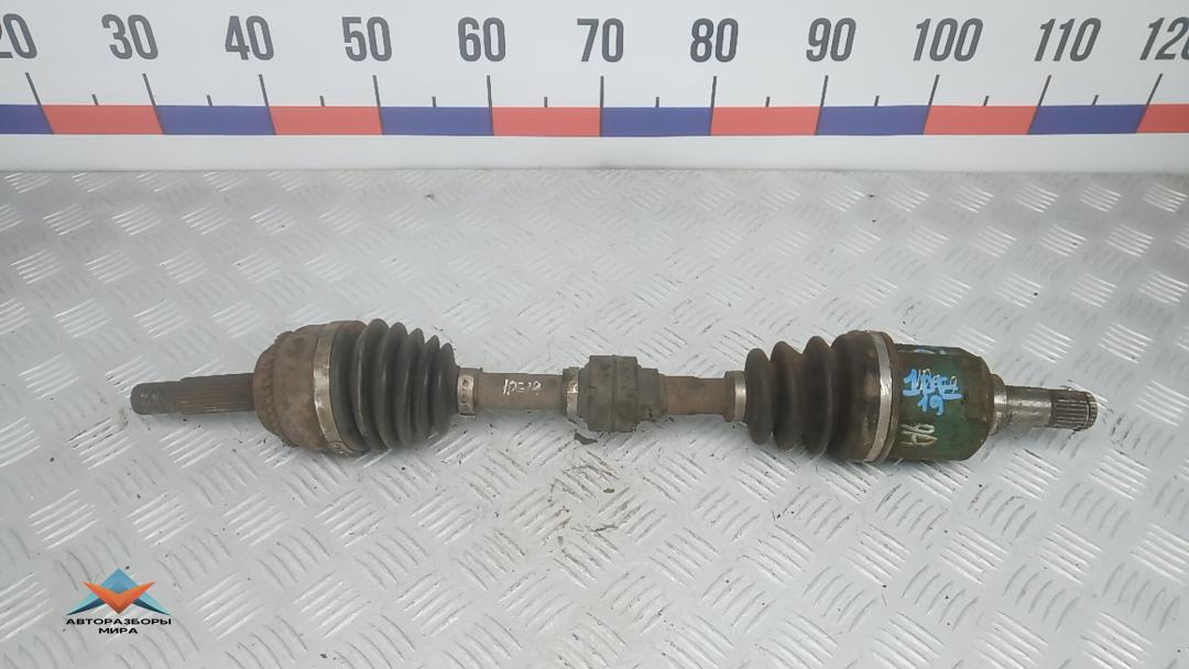 полуось передняя левая (приводной вал, ШРУС) Mitsubishi Lancer 10 поколение 2007, 1.6 л., бензин, МКПП, универсал - фото №1