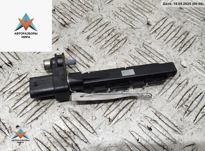 датчик коленвала BMW 5 серия F07/F10/F11 2012, 3.0 л., дизель, АКПП, чёрный, универсал, 7806782 - фото №1