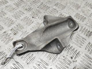 кронштейн КПП BMW 5 F10/F11 2012, 3.0 л., дизель, АКПП, чёрный, универсал, 6788561
