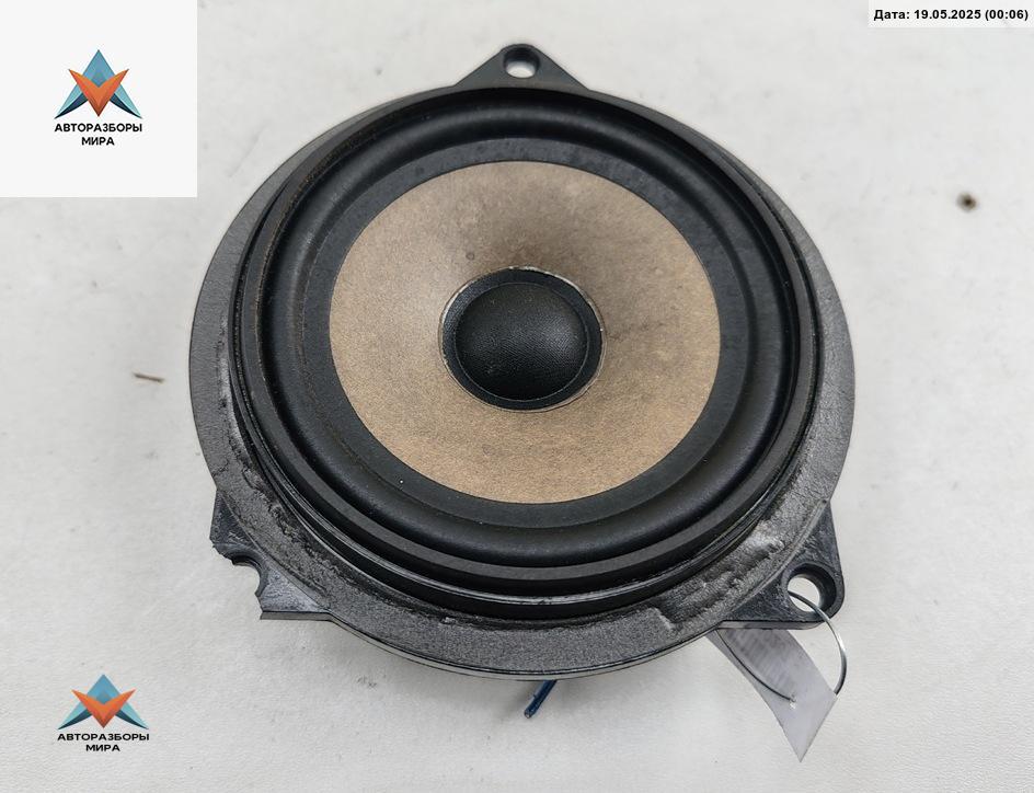 динамик двери BMW 3 серия E90/E91/E92/E93 2007, 2.0 л., дизель, МКПП, чёрный, седан, 9143232 - фото №1