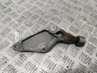 кронштейн КПП BMW 5 серия F07/F10/F11 2012, 3.0 л., дизель, АКПП, чёрный, универсал, 6788559
