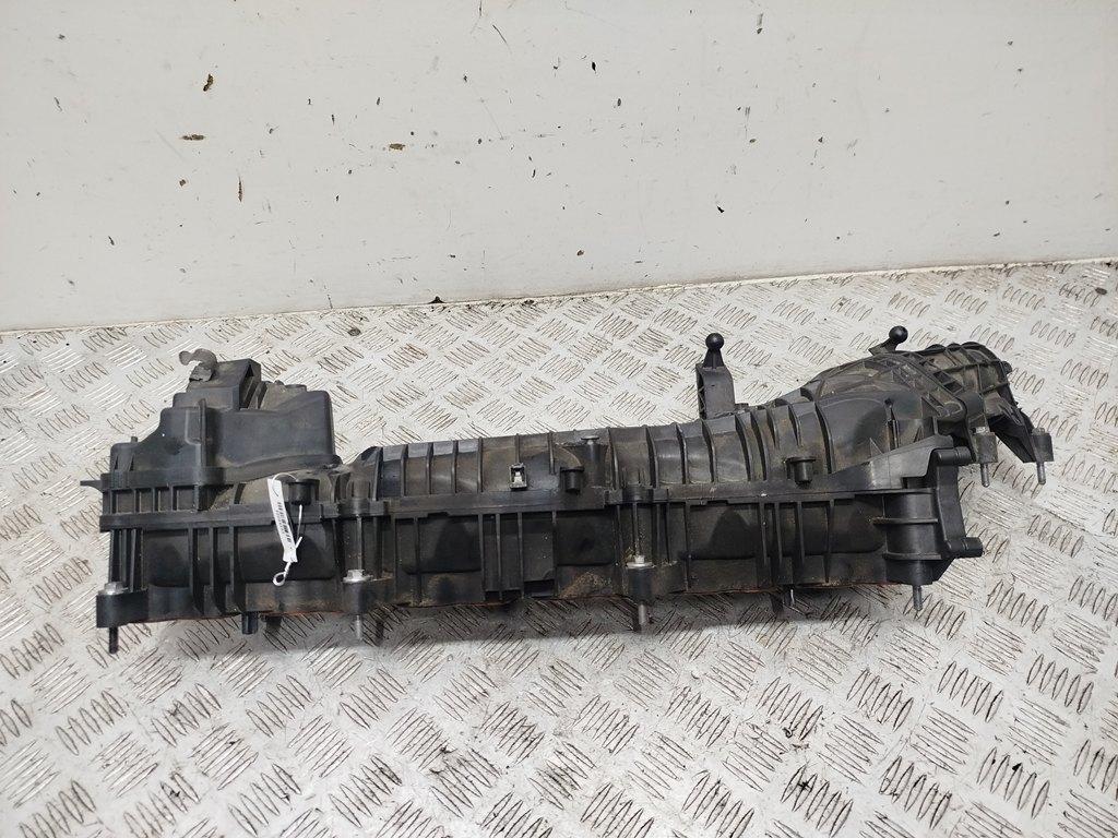 коллектор впускной BMW 5 F10/F11 2012, 3.0 л., дизель, универсал, 7811909