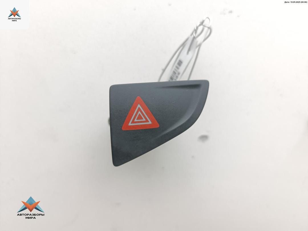 кнопка аварийной сигнализации Citroen C5 2 поколение 2013, 1.6 л., дизель, МКПП, серый, универсал, 96594789KR - фото №1